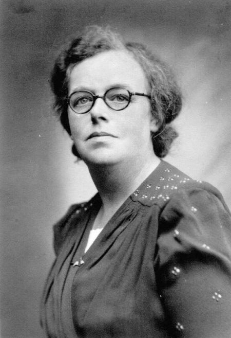 Helen
                      willoughby Skillern