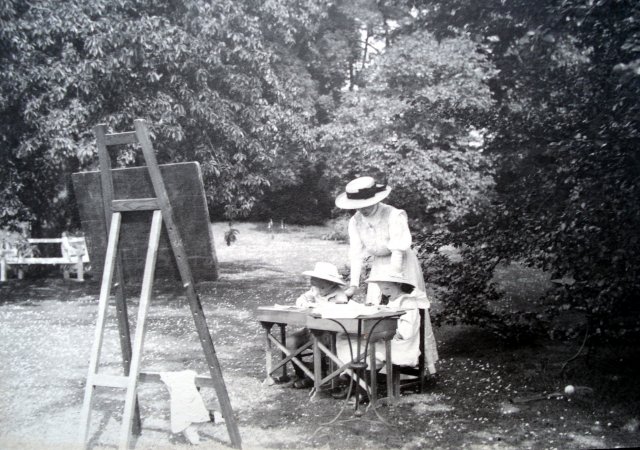al fresco schoolroom