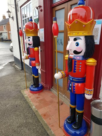 Kings Arms
                                Guard