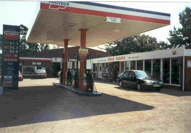 Rolls garage